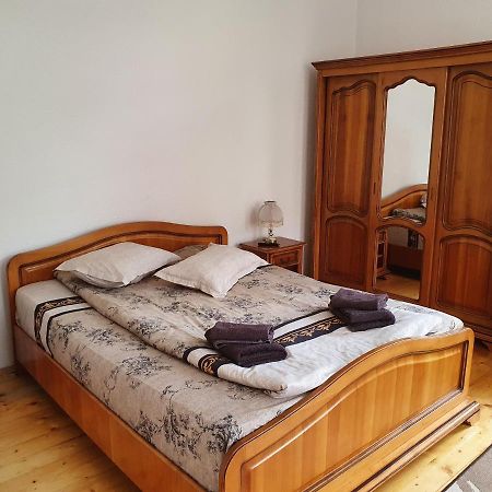 Kristine House Apartament Sinaia Zewnętrze zdjęcie