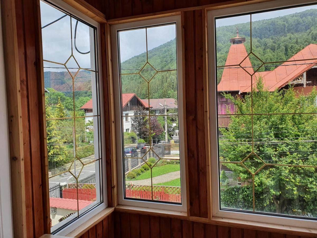 Kristine House Apartament Sinaia Zewnętrze zdjęcie